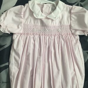 Petit Ami smocked bubble
